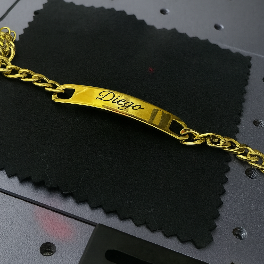 Eternal Bond Gold— Personalized Couple Bracelet