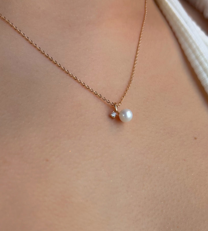 Eternal Glow Necklace