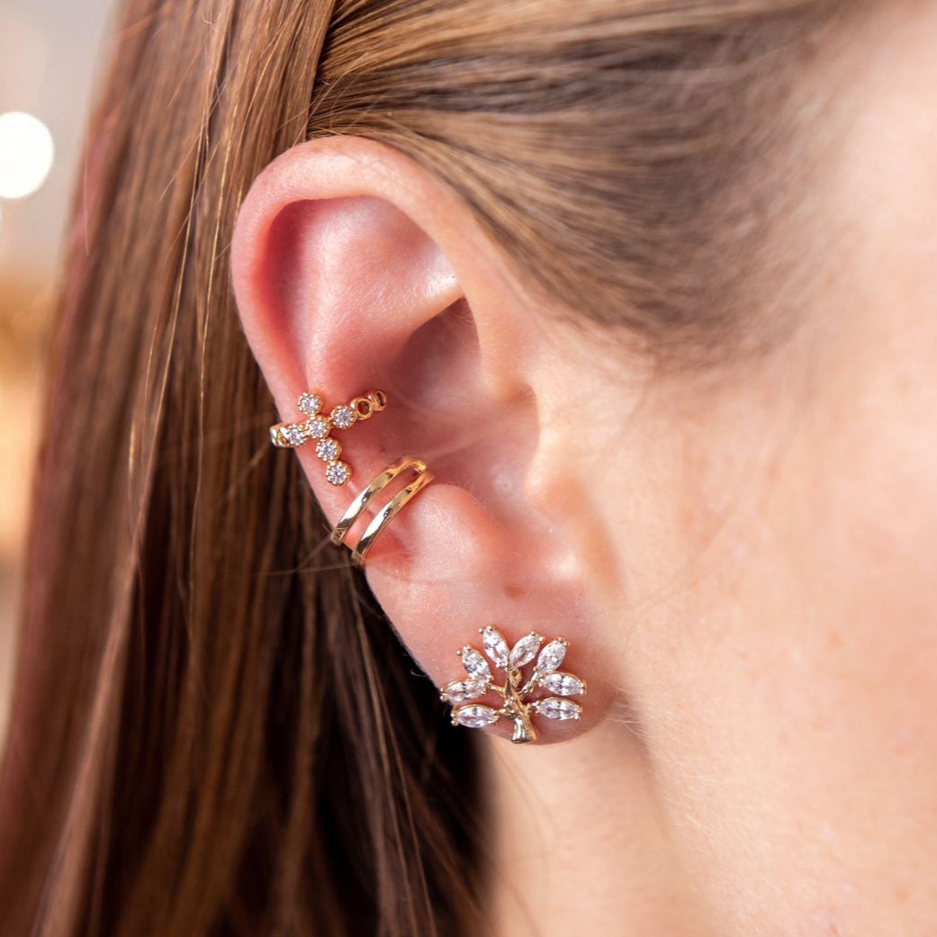 Fé Crystal Earcuff by KALOS